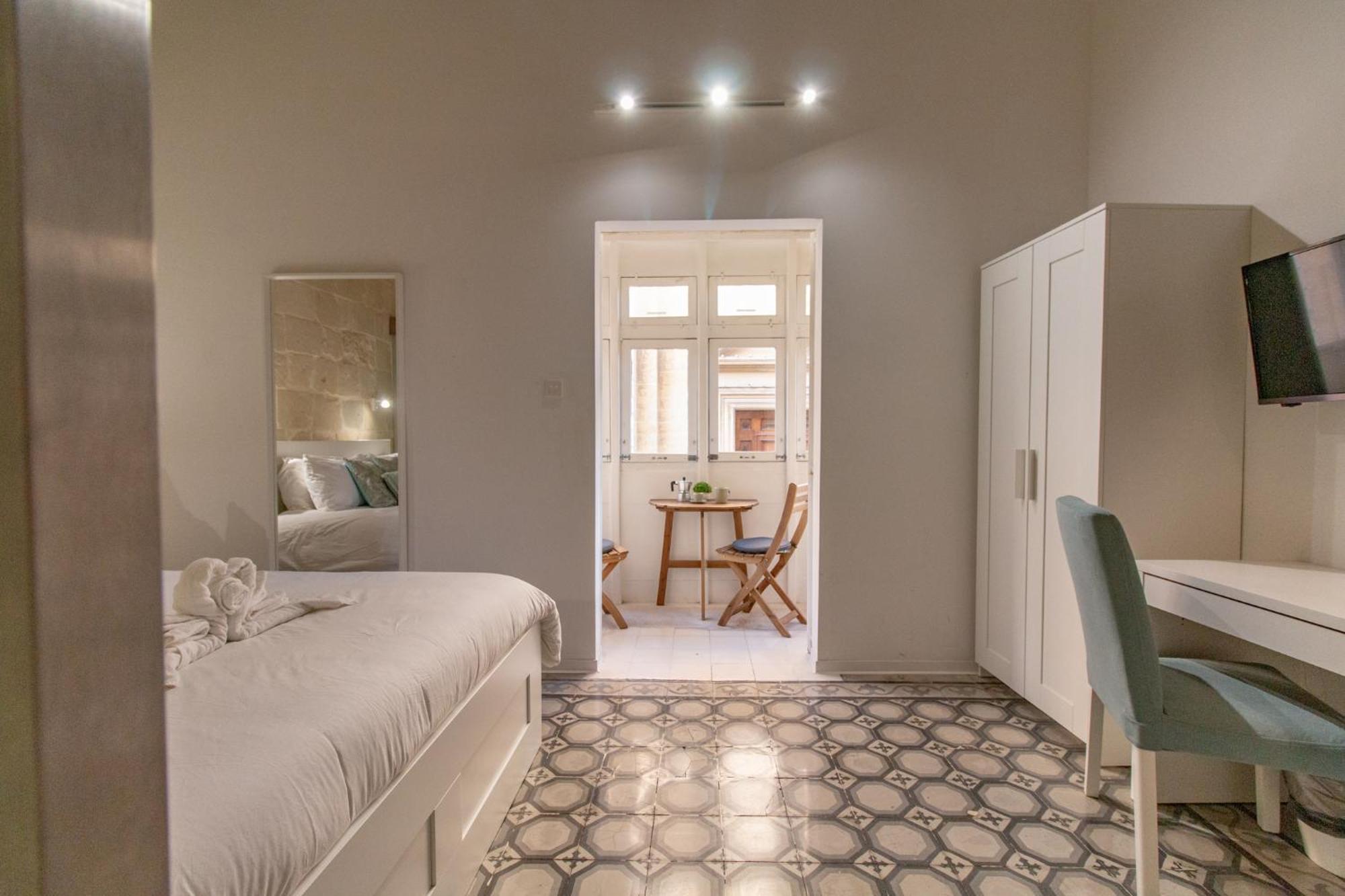 15 Main Gate Aparthotel Birgu Exterior photo
